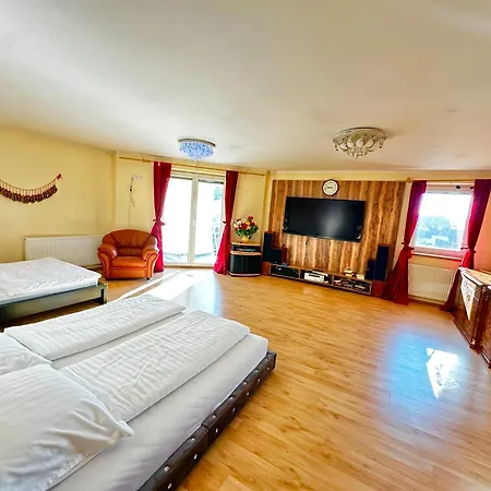 Cozy Villa Vestec (Prague-West)
