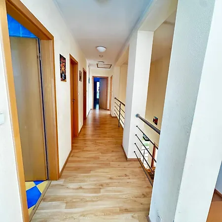 Cozy Villa Vestec (Prague-West)